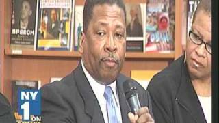 NY1 B Danny Glover, Obama needs a Stephanopoulus Moment.