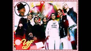 Watch Uff Chicas video