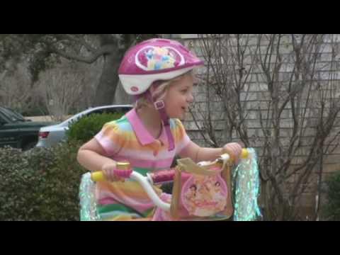 jade riding her bike video at 4