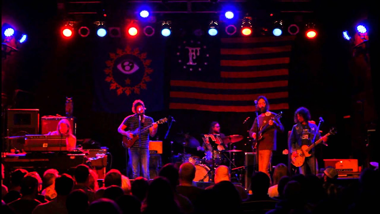 Chris Robinson Brotherhood - Burn Slow - YouTube