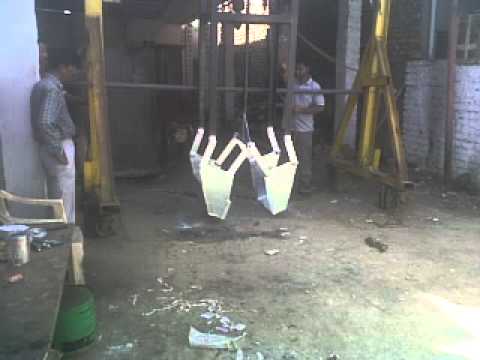 GALCON ENGINEERING'S Dross Grab Video.3GP