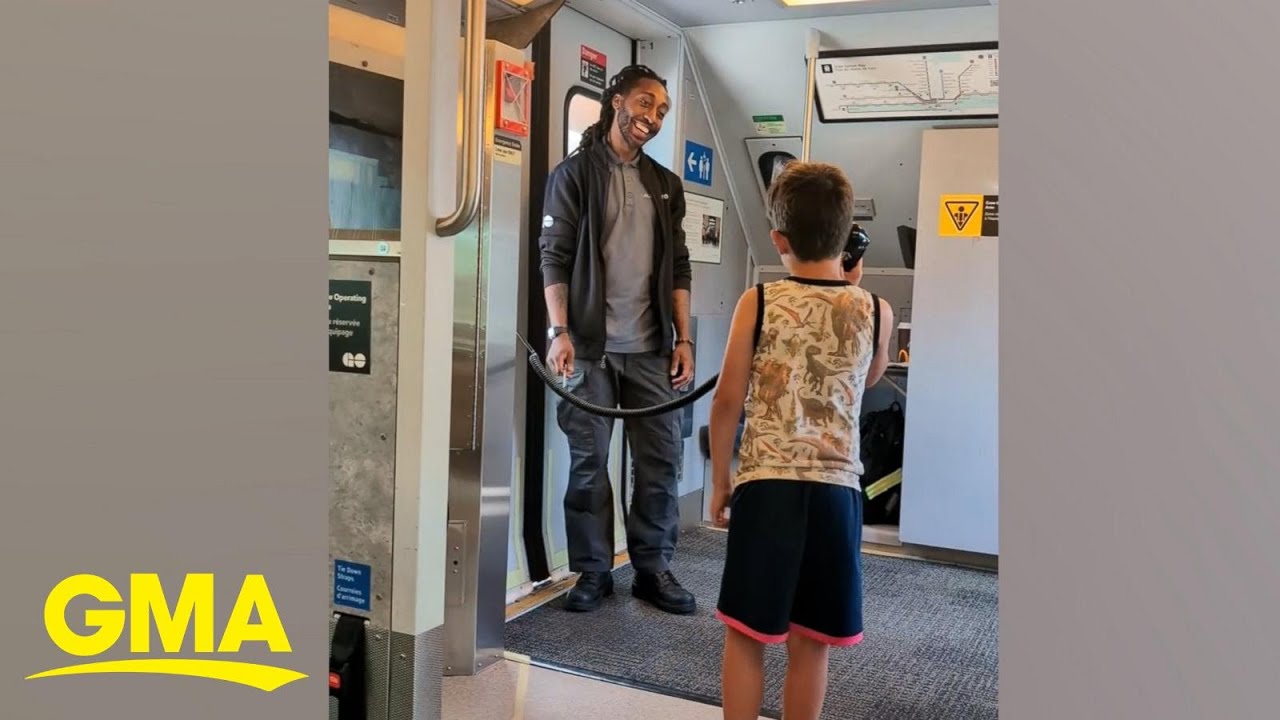 Kid's announcement on Toronto train goes viral