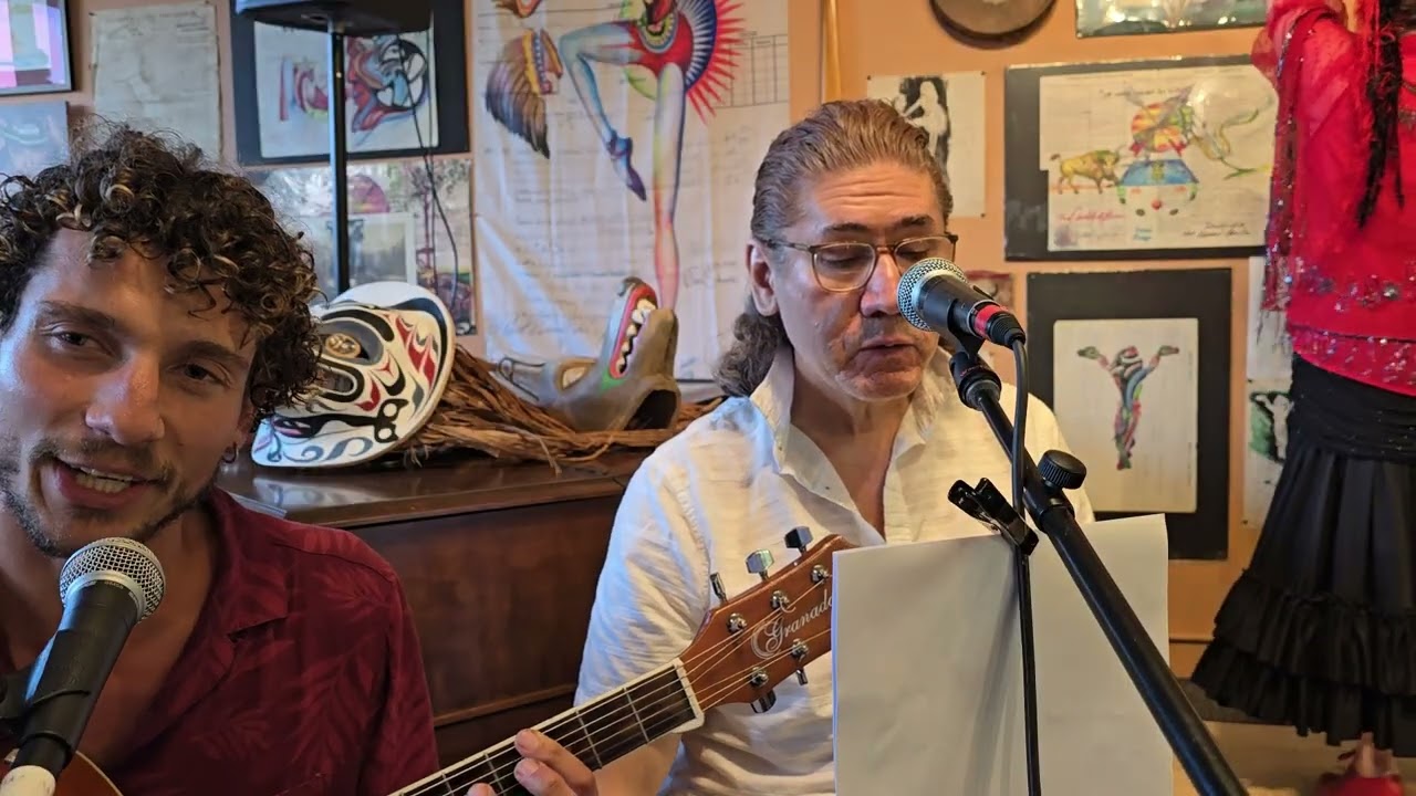 Noe Tissot plays Lagrimas Negras