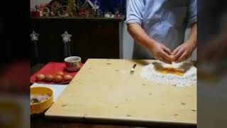 Pasta Alluovo Fatta In Casa, Sfoglia Tirata Con Il Mattarello