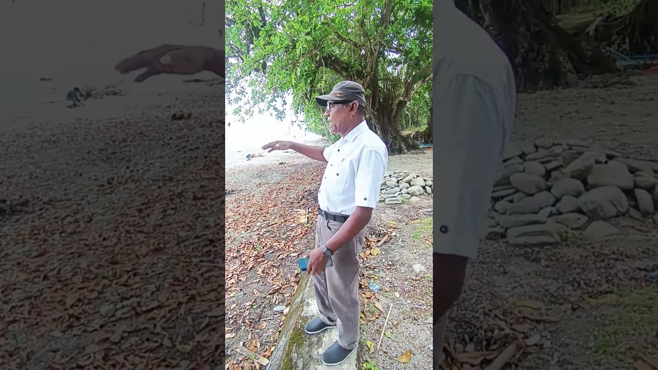 Raja Elpaputih : air turun naik tahun 1899 di Negeri Elpaputih, Seram Bagian Barat, Maluku