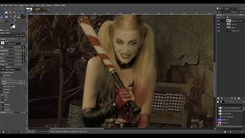 GIMP Tutorial: Photoshopping someone into a different image