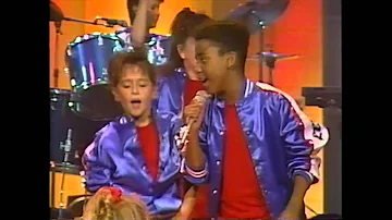 KIDS Incorporated - Every Little Step I Take (1989 - 720p HD Live Look)