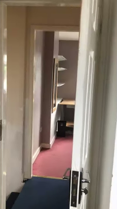 Bel40 Large Box Room
