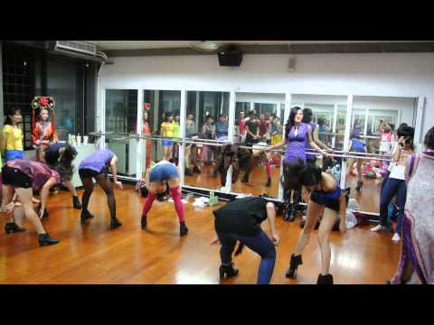20130323 國企之夜 Time Liner 大四舞休息室彩排