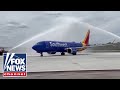 Retiring Spirit pilot gets surprise send-off after shutdown