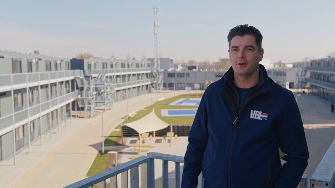 Nieuwe AZC Alphen aan den Rijn geopend | VDL De Meeuw