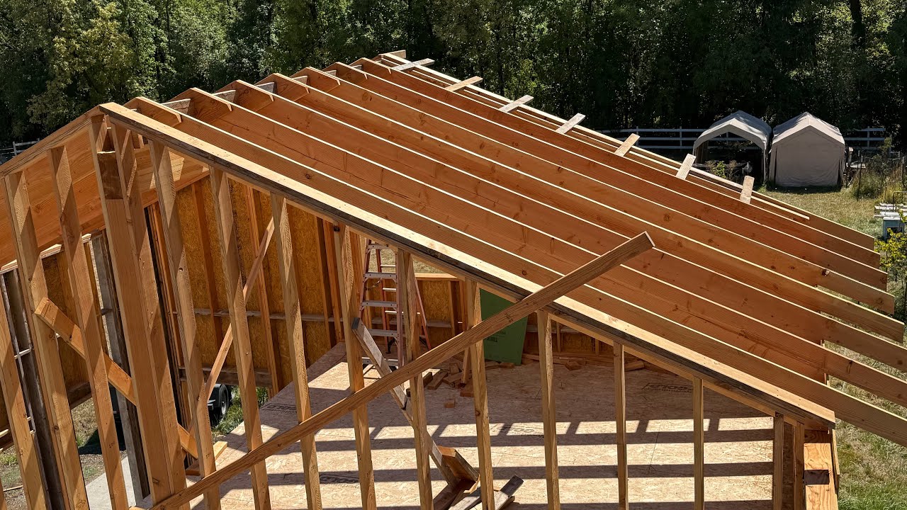 Common Rafter Layout for Vaulted Ceiling - YouTube