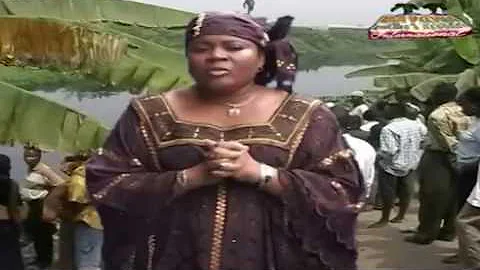 KADARA AFRI T QUEEN SALAWA ABENI BABA SUWE OMOLADUN IYA NI LEKO