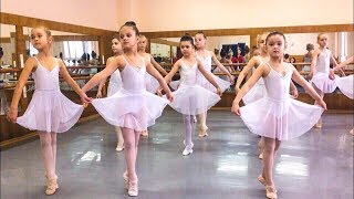 ВЛОГ СОФИЯ ЕДЕТ В БАЛЕТНУЮ ШКОЛУ//КОНТРОЛЬНЫЙ УРОК//Ballet my life ВЛОГ СОФИЯ ЕДЕТ В БАЛЕТНУЮ ШКОЛУ//КОНТРОЛЬНЫЙ УРОК//Ballet my life