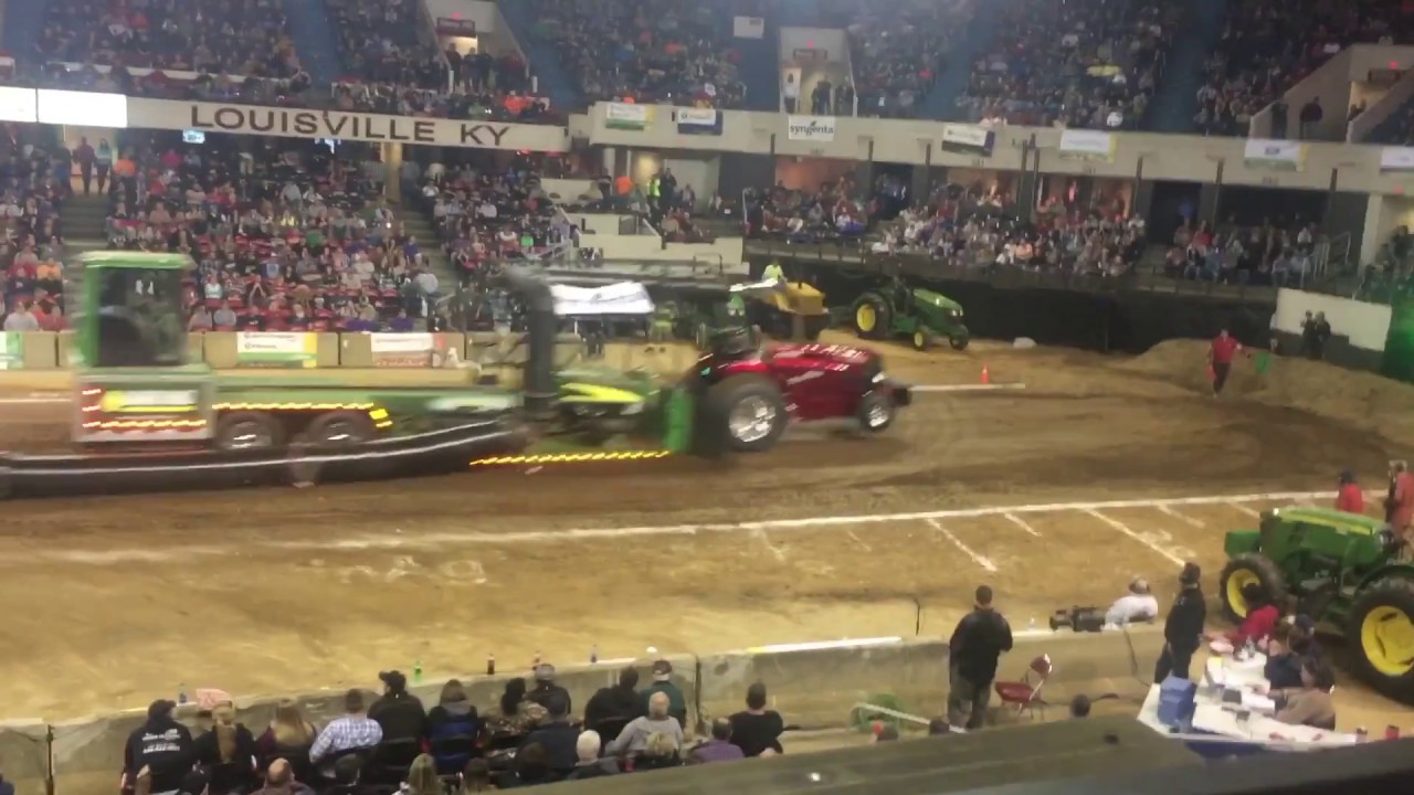 NATIONAL FARM MACHINERY SHOW PULLIG FINALS 2017