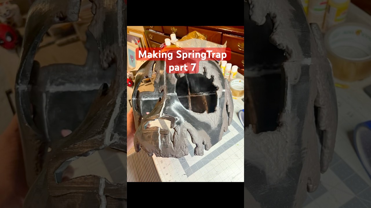 Making a SpringTrap cosplay part 7 #fnaf #springtrap #fnafcosplay #cosplay #fnaf3 #williamafton