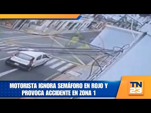 Motorista ignora semáforo en rojo y provoca accidente en zona 1 - YouTube