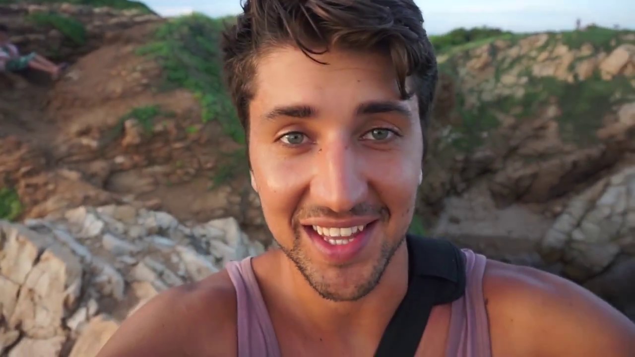 EXPLORING A MAGIC MEXICAN VILLAGE | HITCHHIKING MEXICO (DAY 2)
