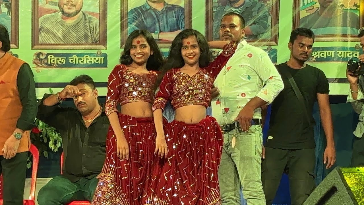 माही मनीषा के जैसे इन दोनों बहन भी Gardaa macha diya । #reels #mahimanisha #katrisarai #stageprogram