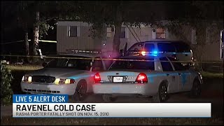 VIDEO: Deputies search for clues in deadly 2010 Ravenel home invasion