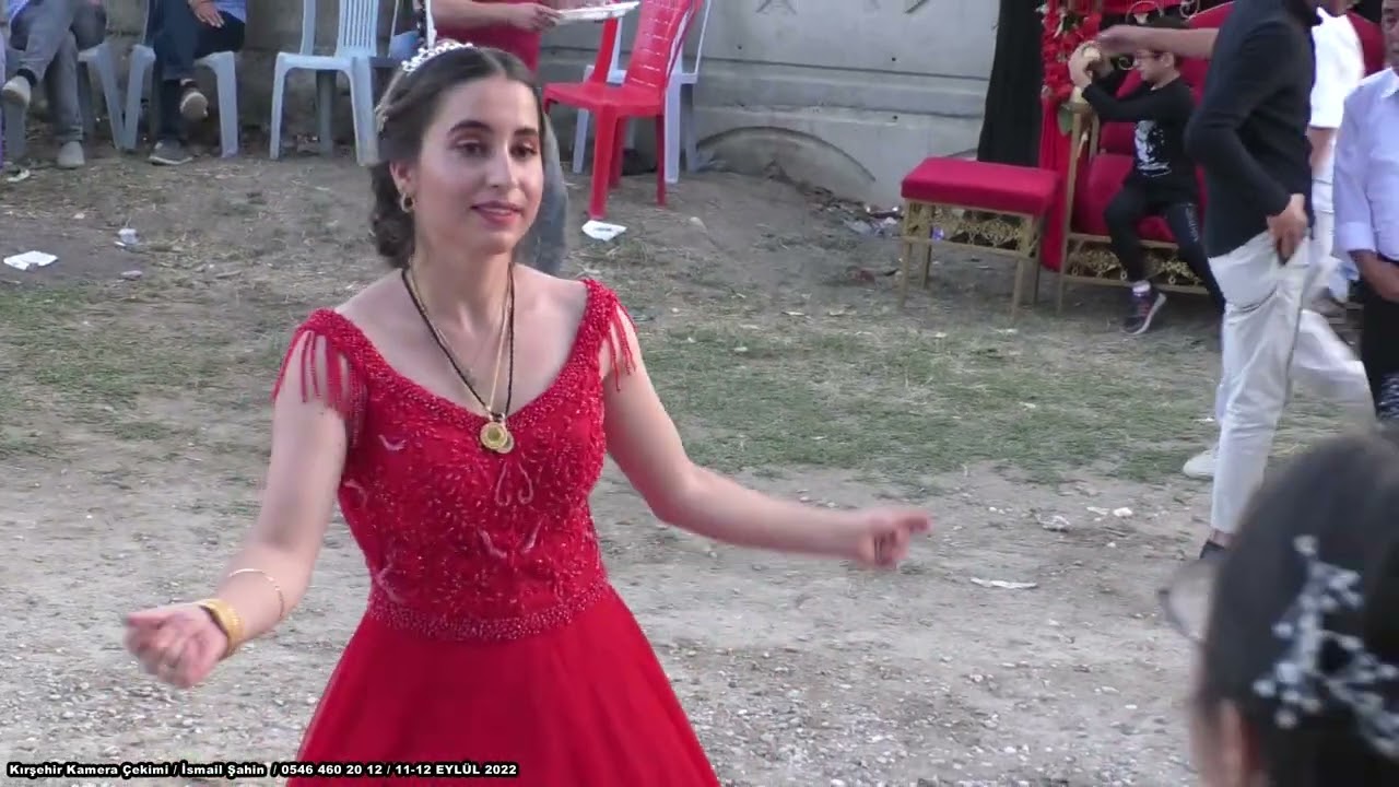 Kaman Demirli Kasabasından Elvan Yiğit'in kızı Evrim Yiğit'in Düğün Merasimi Bölüm 3