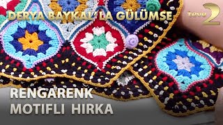 Derya Baykalla Gülümse Rengarenk Motifli Hırka