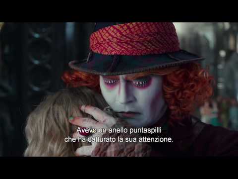 Alice attraverso lo specchio - I costumi del Cappellaio - Pod dal film | HD