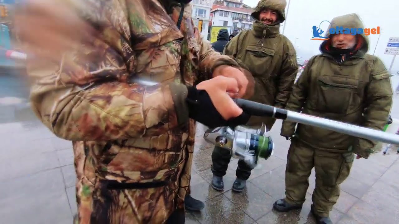 Boğazda Daiwa Emblem Surf Kamışı ile 350gr Kurşun Attık, Dış Savaş Çıkacaktı.