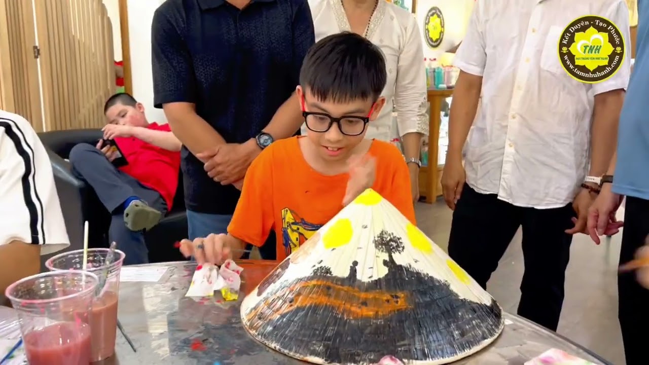 Gieo Duyên Lành Qua Từng Nét Vẽ | Workshop Vẽ Nón Tại Đạo Tràng Tâm Như Hạnh 🪷