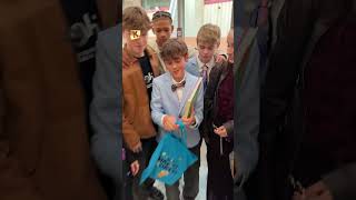 Omg Wil Jij Deze Tote Bag Winnen? Check Snel Ketnet Op Vrt Max En Doe Mee