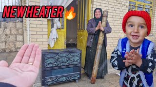 Download Lagu A new heater saves a homeless mother and her child from the extreme cold. MP3