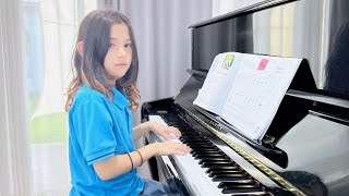 Kya - plays Alouette with Backing Track and practice Middle C March by slowly🎶