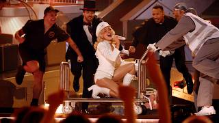 Sabrina Carpenter  Manchild  Performance At The Grammy Awards 2026