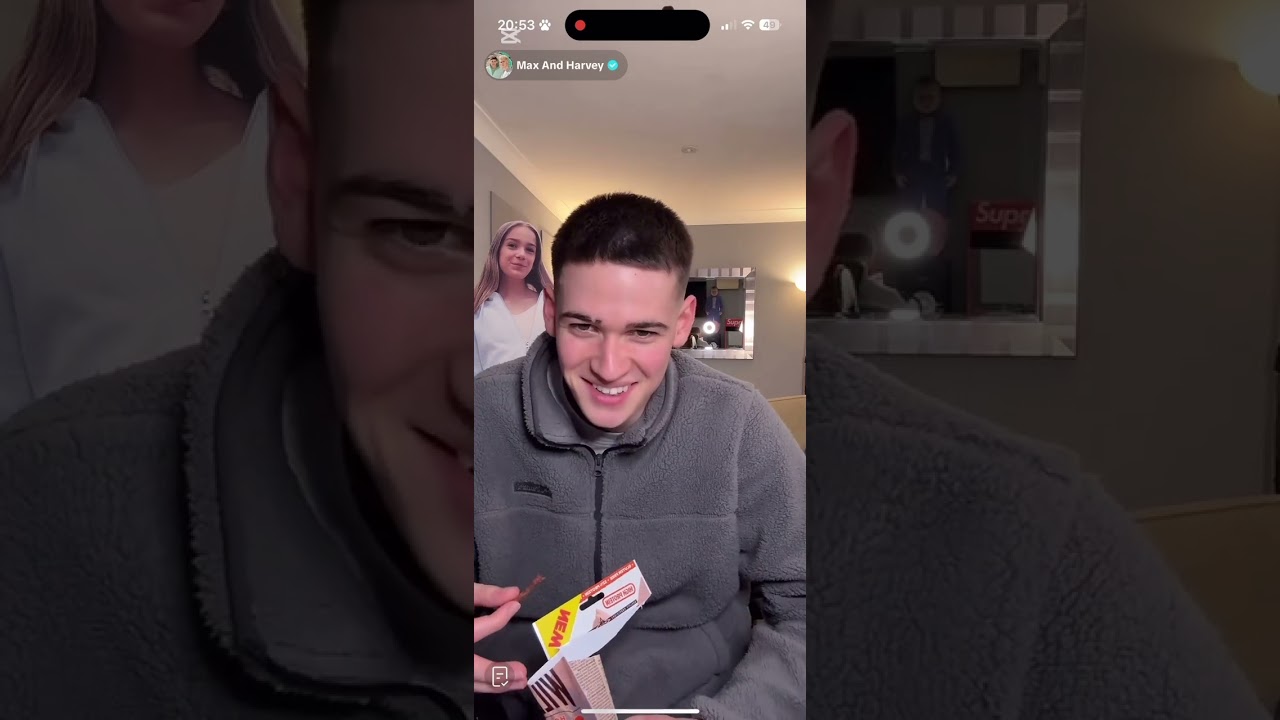 Max and Harvey live (with Evie and duffel) 14/01/25