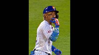 Stanton regretted hitting that home run after this.🤯 #baseball #franciscolindor #baseballszn