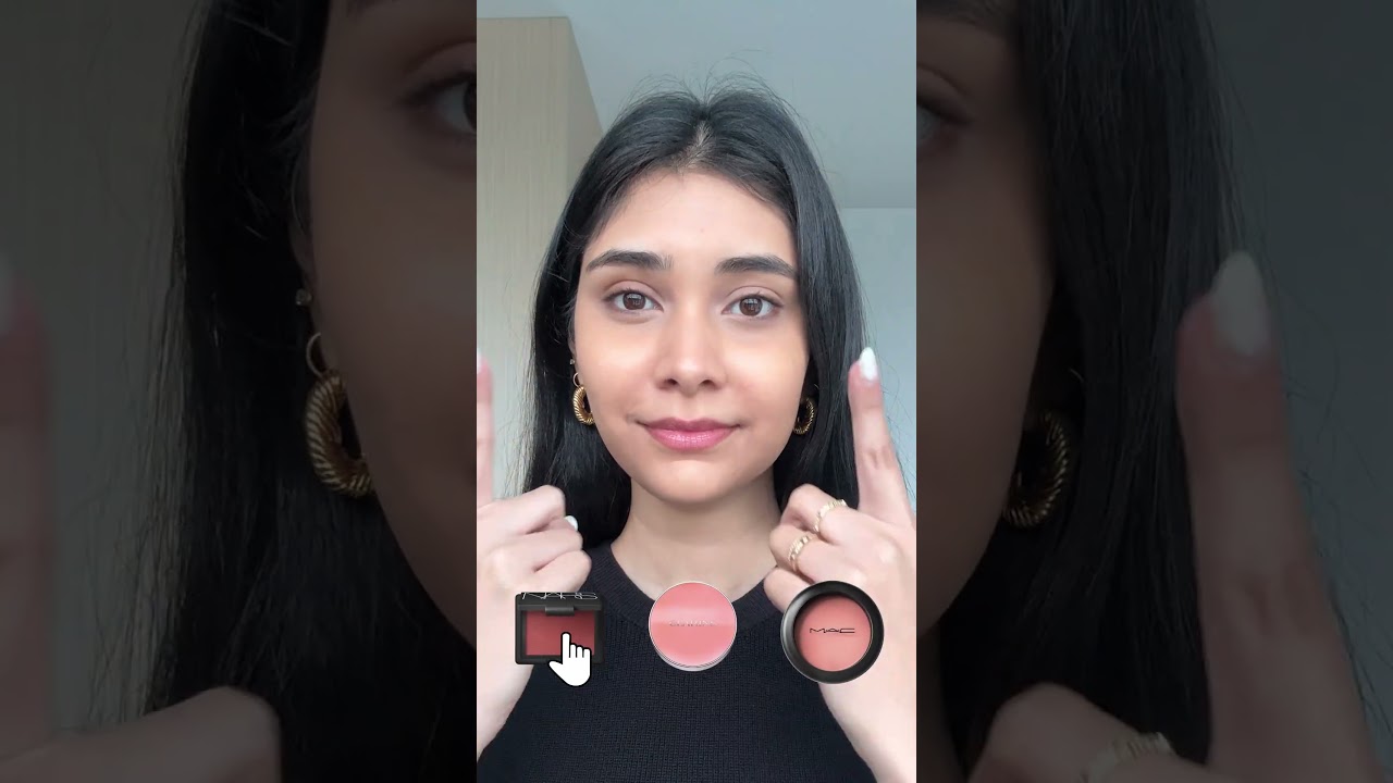 ✨💄 World Beauty Day calls for glam at your fingertips! 🌎💫