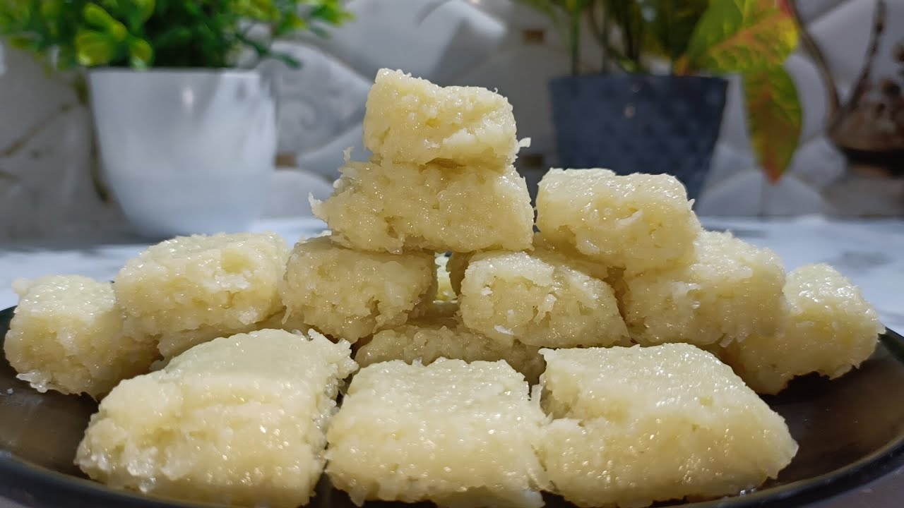 nariyal barfi kaise banta hai Coconut Barfi with milk powder & milk 