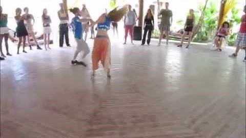 Leon & Laura - LambaZouk Demo - Porto Seguro Congress - 2011