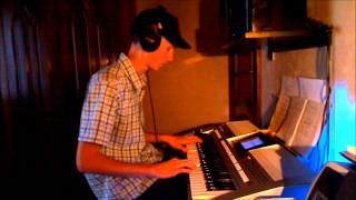 Bullit - Watermät on keyboard! [HD]