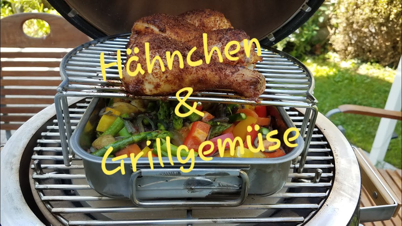 Knusprige Hähnchenkeule mit Grillgemüse - zweistöckig auf dem Monolith Icon grillen