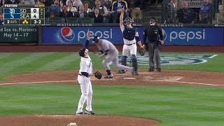 SD@SEA: Paxton retires Barmes to escape jam