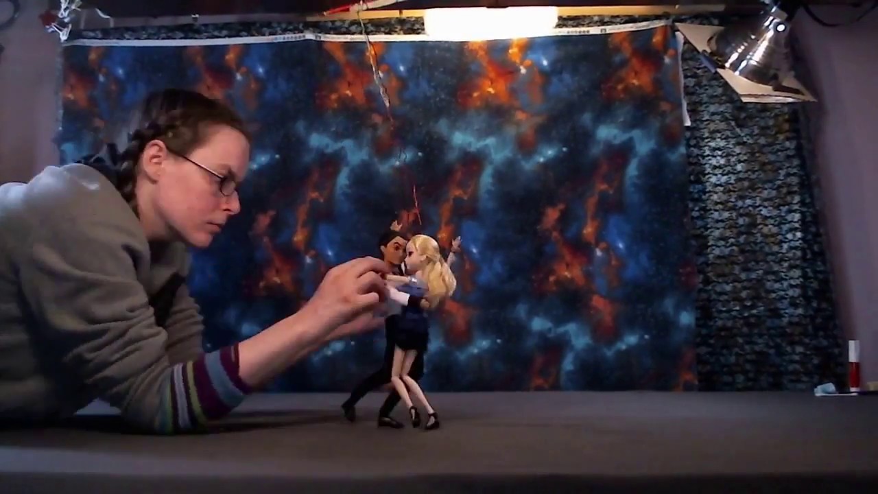 Good Morning - Behind the Scenes - Day 10 - Time lapse of stop motion ...