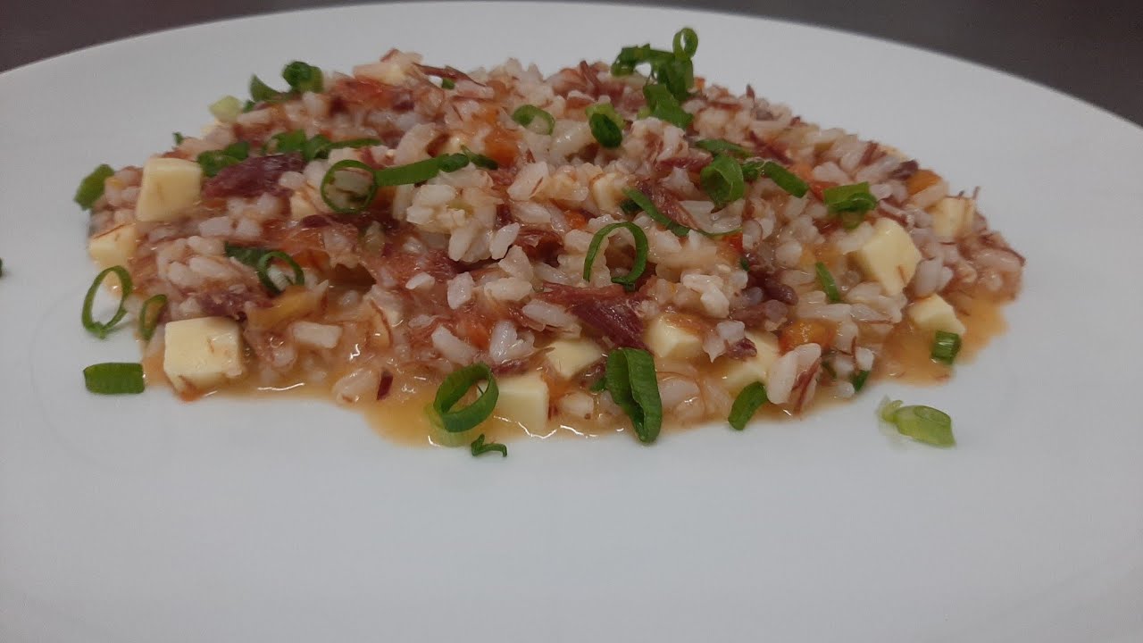 RISOTO DE CARNE SECA COM QUEIJO COALHO
