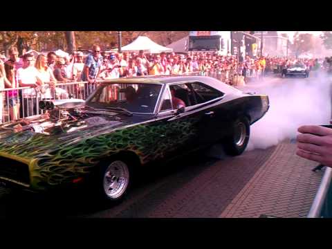 Dodge Charger doing burnout