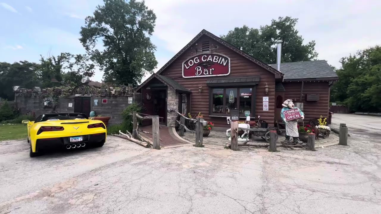 Historic Log Cabin Sports Bar - Des Plaines Illinois