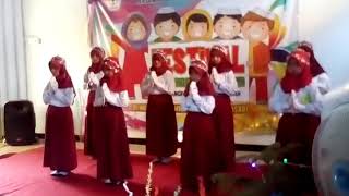 Tarian Ya Nabi Salam Alaika mibu wonosari