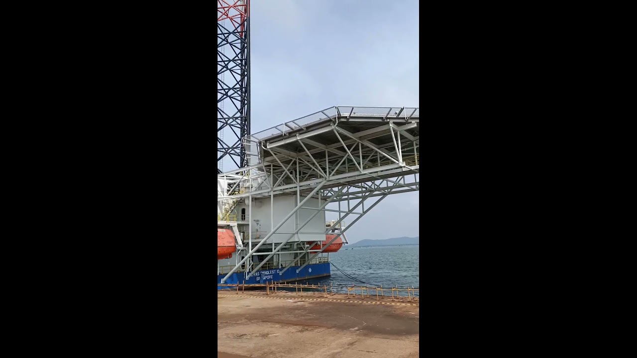 Main deck TC10 from the bridge