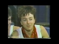 Capture de la vidéo The Stray Cats - 1983 Nyc Bowling Alley Interview