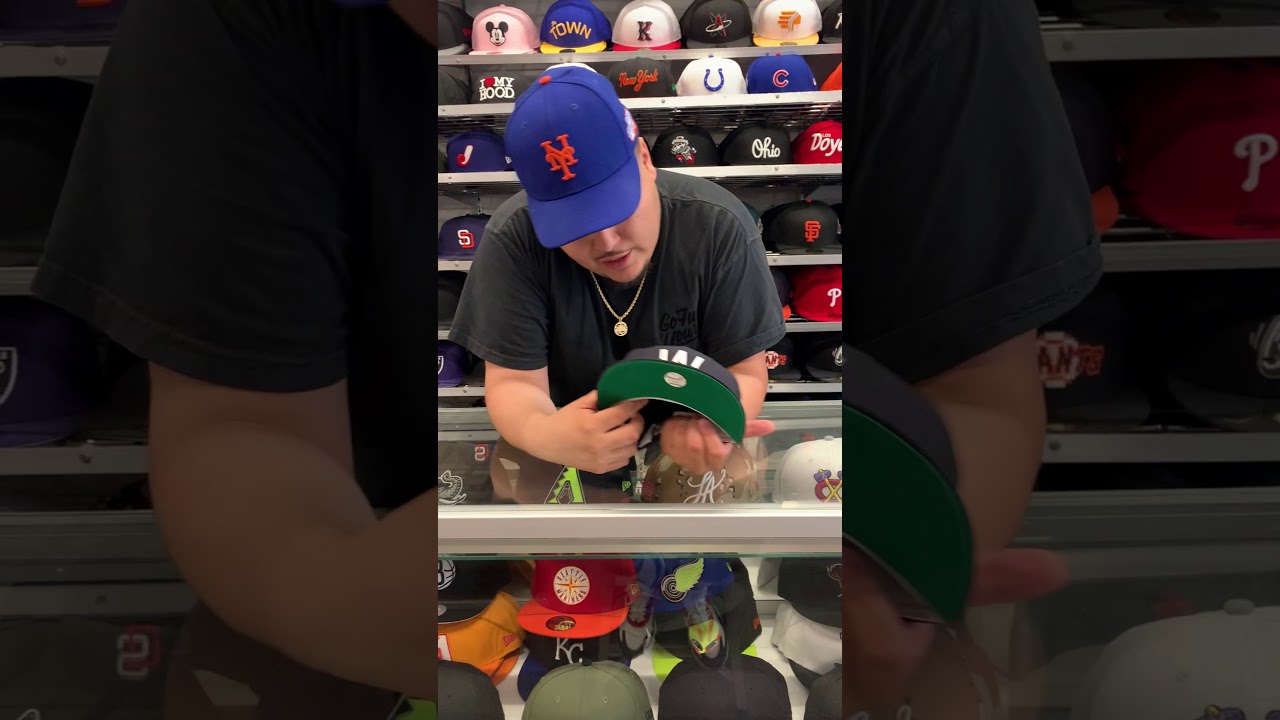 Queens New Era 59Fifty Fitted Hat (Green Under Brim)