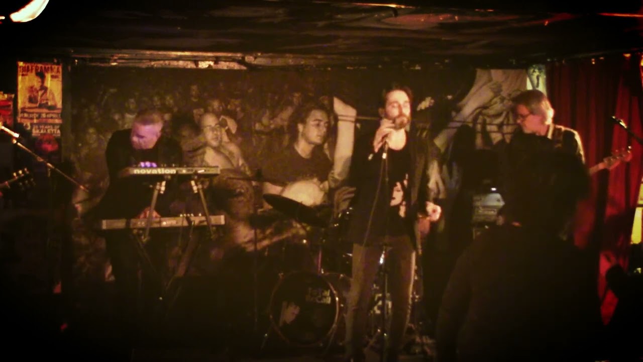 Total Recall - ToTal ReCall (The Sound cover) live at Skaletta